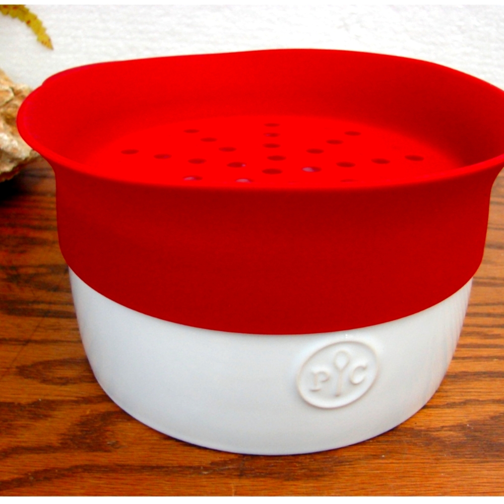 Pampered Chef Red and White Steamer